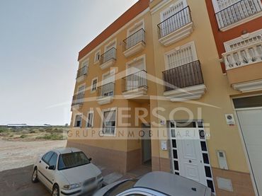 Piano terra in vendita a Calle Rafael Alonso