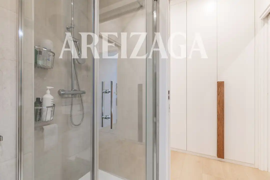 Baño de Piso en venta en Gros