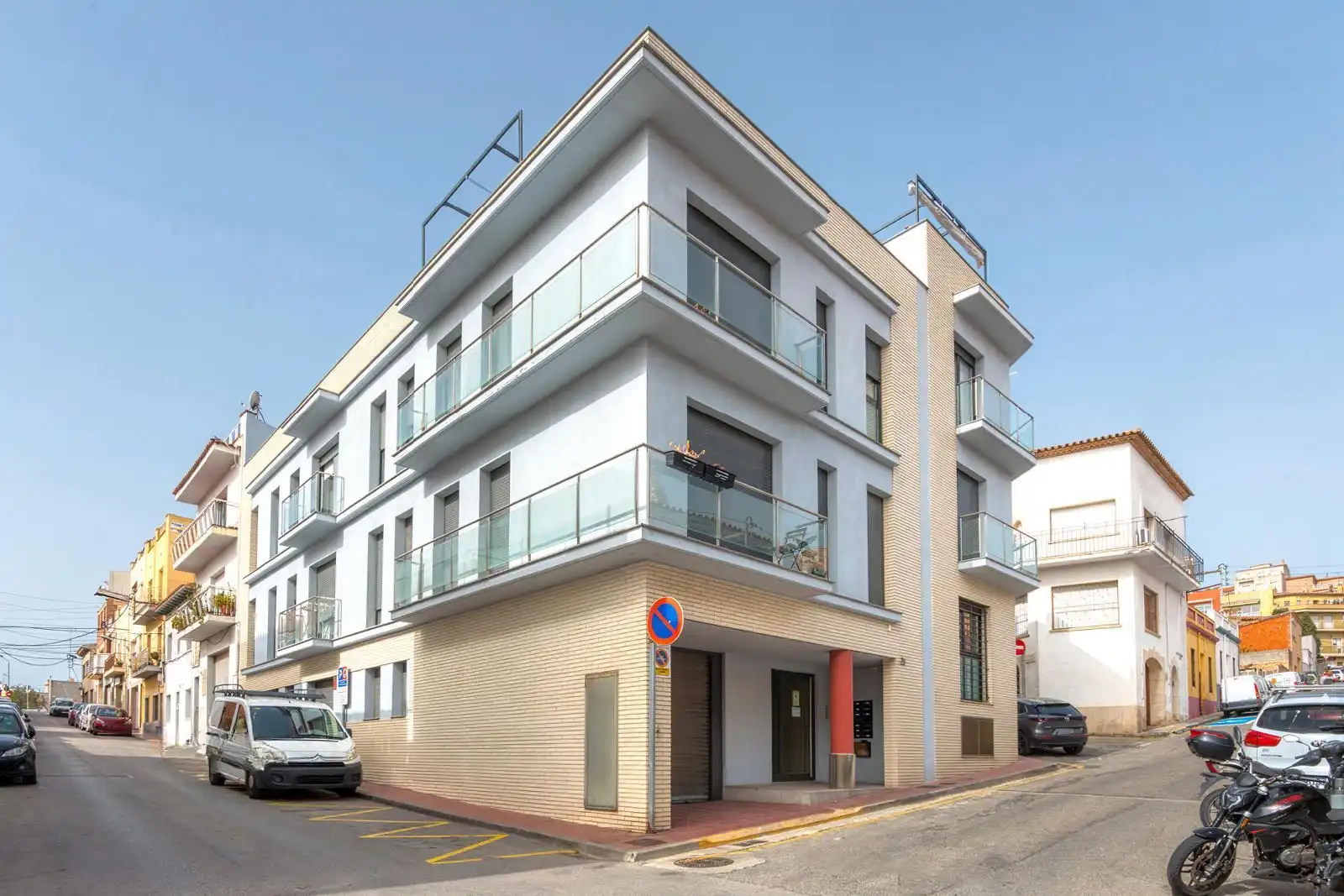Vista exterior de Apartament en venda en Sant Feliu de Guíxols amb Calefacció
