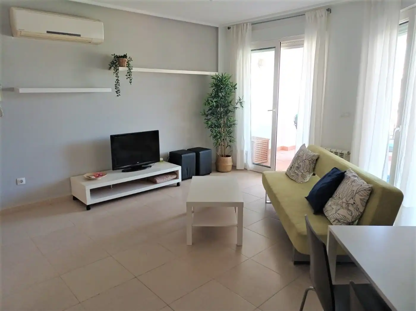 Sala d'estar de Apartament en venda en Torre-Pacheco amb Aire condicionat, Calefacció i Jardí privat