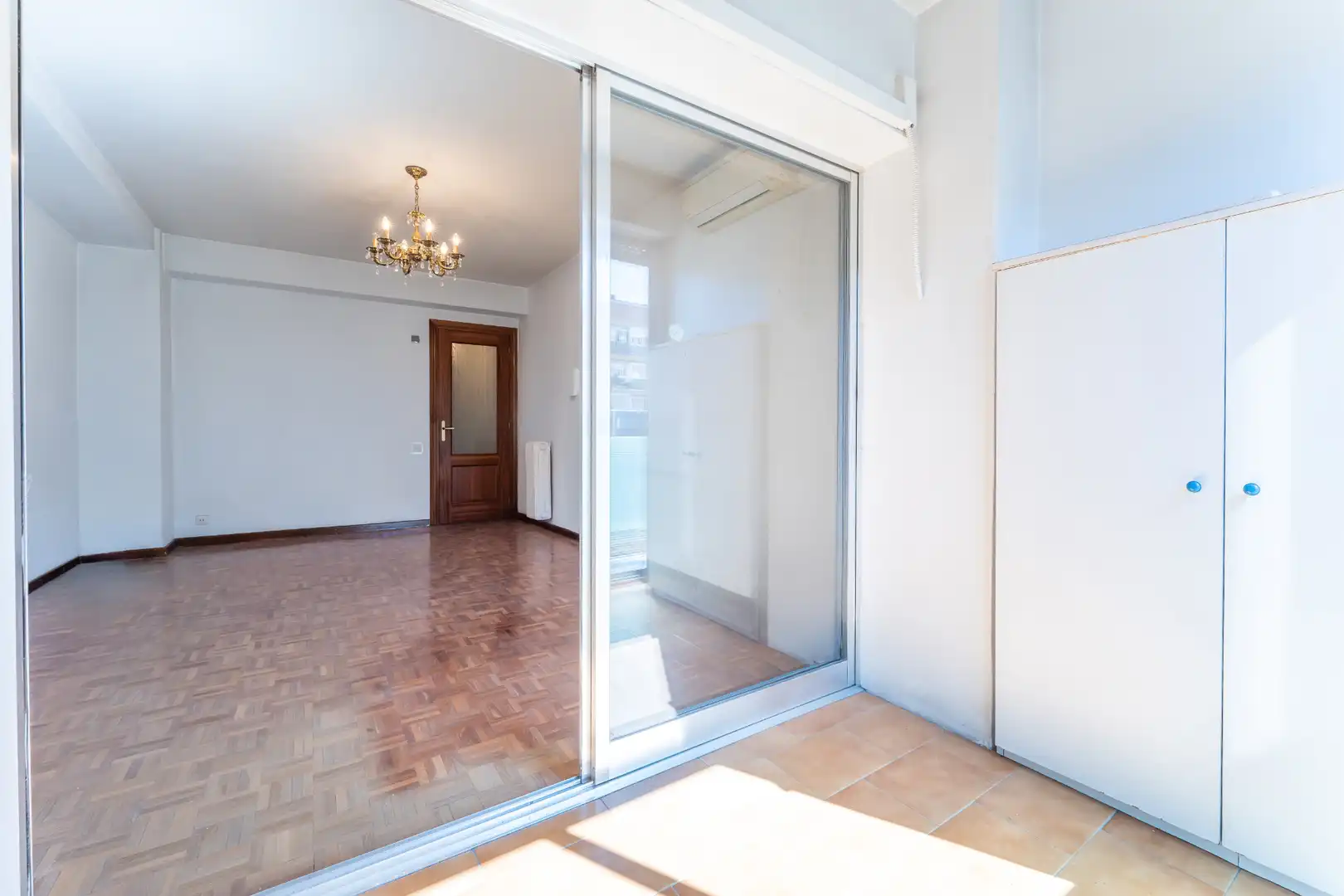 Piso en venta en  Madrid Capital con Calefacción y Terraza