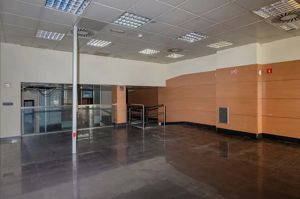 Business premises for sale in Avenida Fuenlabrada, imagen 4