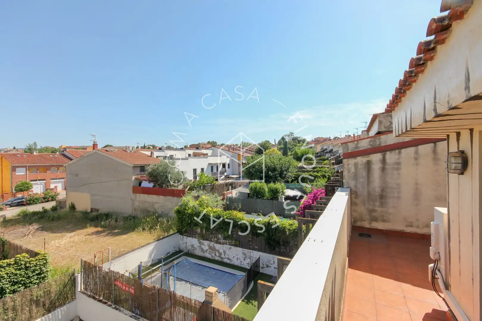 Terrassa de Casa o xalet en venda en Sant Llorenç d'Hortons amb Jardí privat