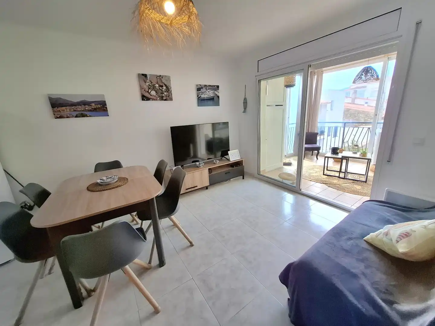 Sala de estar de Piso en venta en Llançà con Terraza y Amueblado