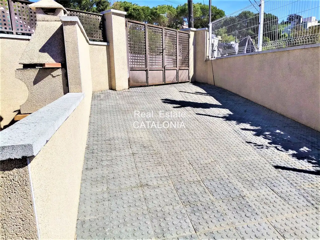 Vista exterior de Casa adosada en venta en Lloret de Mar con Calefacción, Jardín privado y Terraza