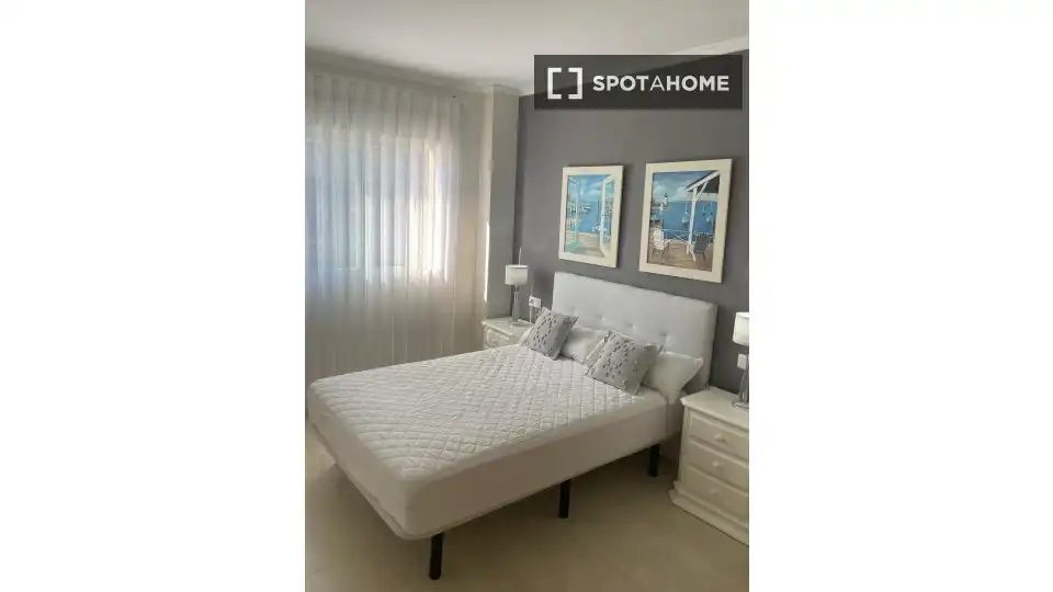 Habitación de Piso de alquiler en Daimús con Aire acondicionado, Calefacción y Amueblado