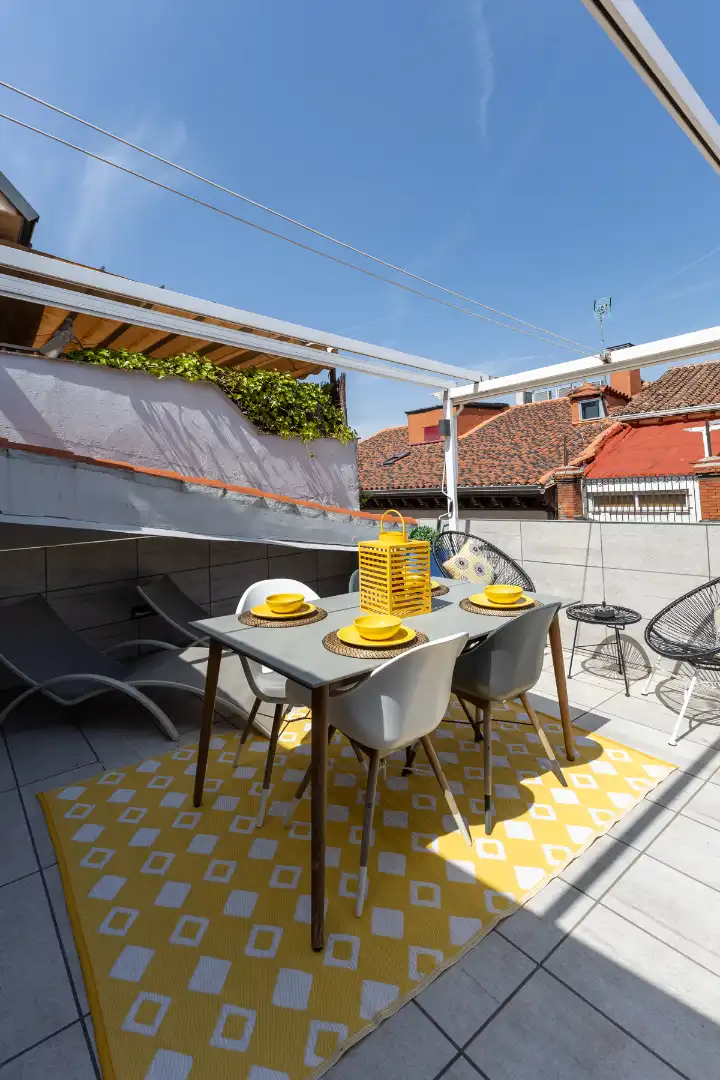 Terraza de Ático de alquiler en Madrid con Aire acondicionado, Calefacción y Parquet