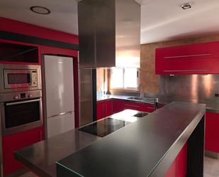 Kitchen of Duplex to rent in  Valencia Capital  with Air Conditioner, Terrace and Pets allowed