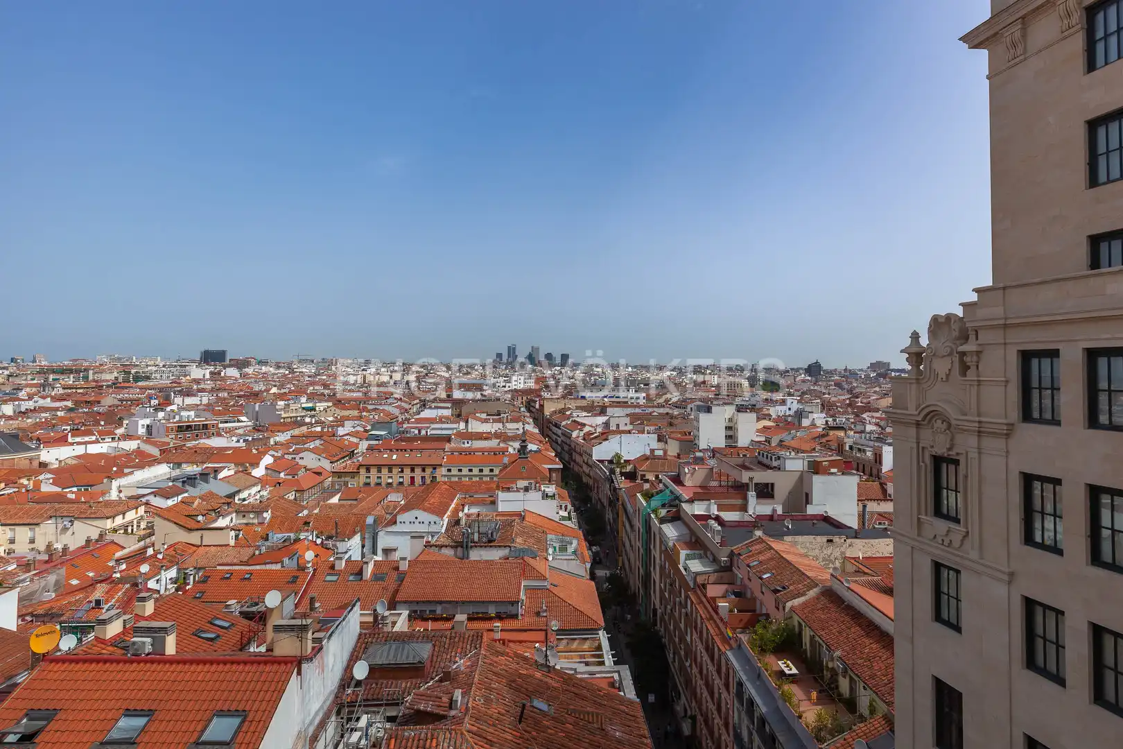 Penthouse with lift to rent in Calle de Valverde, imagen 57