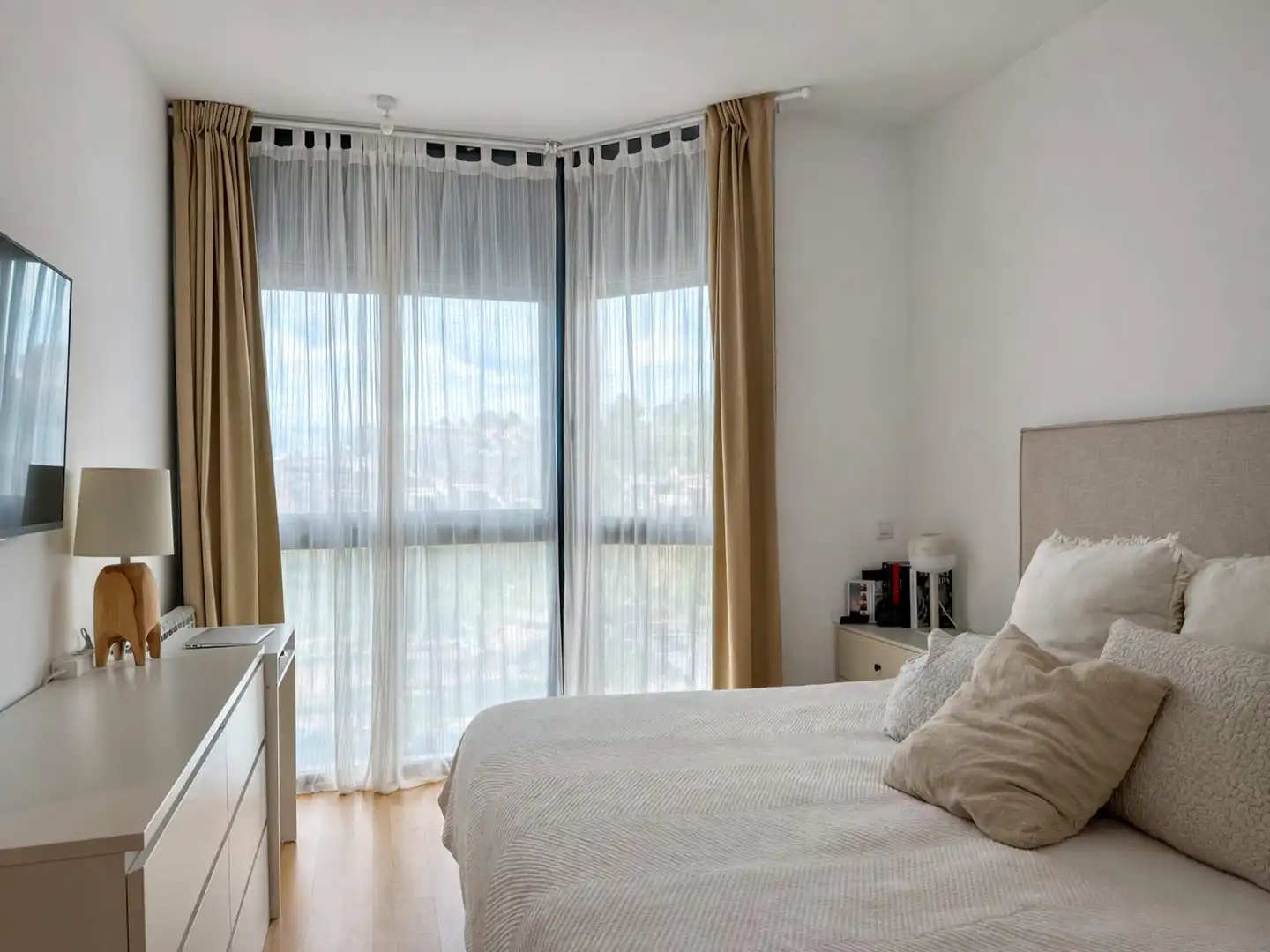 Dormitori de Casa adosada en venda en Sant Esteve Sesrovires amb Aire condicionat, Calefacció i Jardí privat