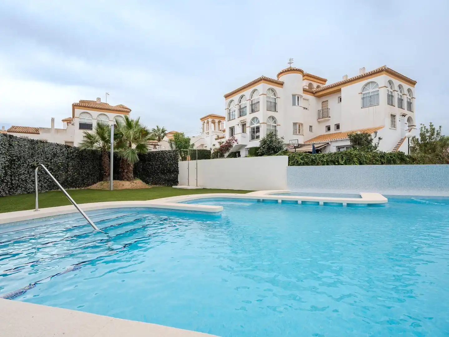 Swimming pool of Flat for sale in Orihuela  with Air Conditioner, Terrace and Furnished