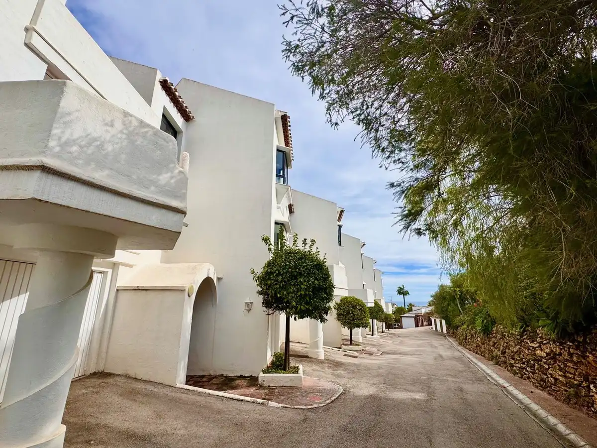 Apartament amb piscina en venda a Calahonda, imagen 19