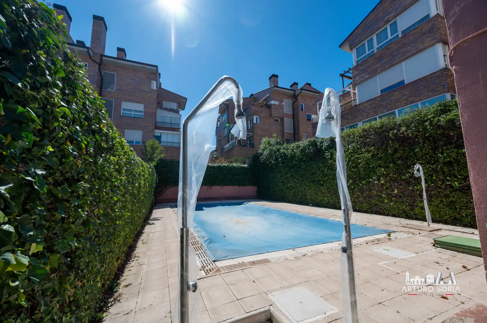 Piscina de Ático en venta en Madrid con Aire acondicionado, Terraza y Trastero