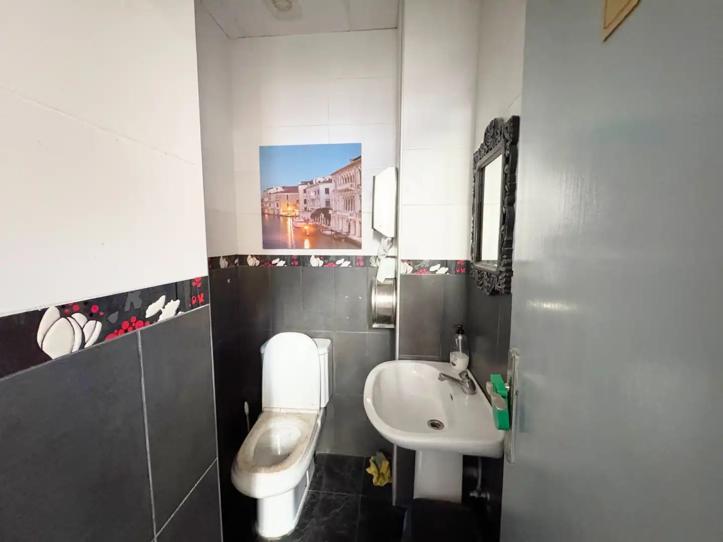 Business premises for sale in Calle Valcárcel, imagen 9
