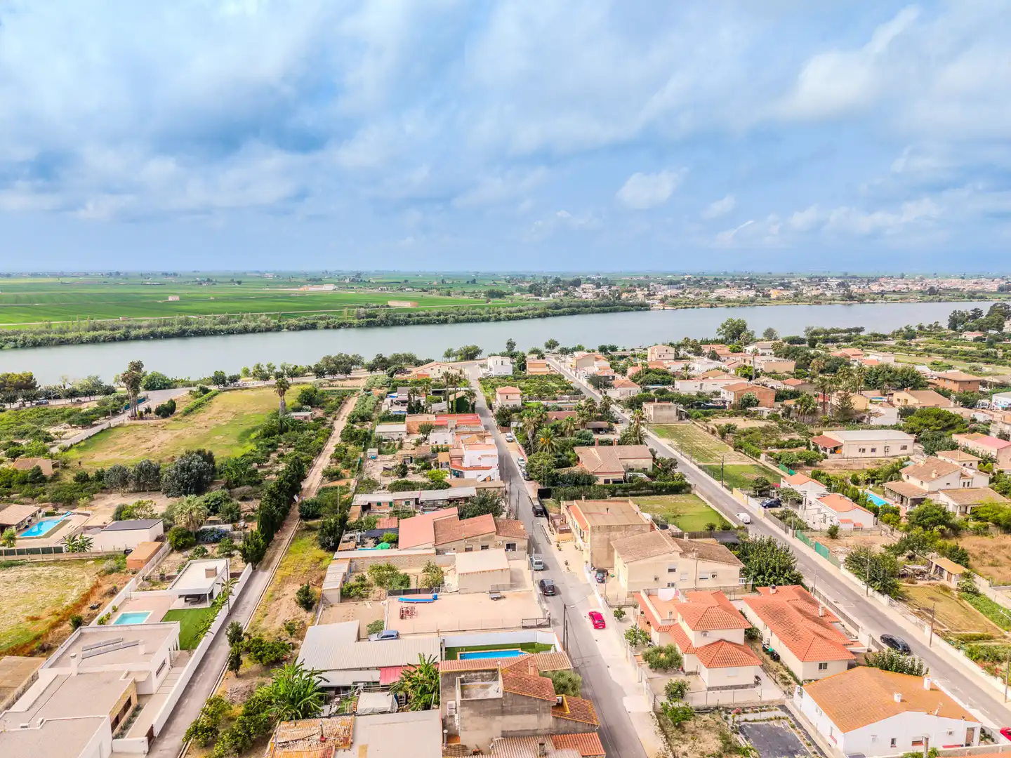 Casa o xalet en venda en Deltebre amb Aire condicionat, Calefacció i Jardí privat