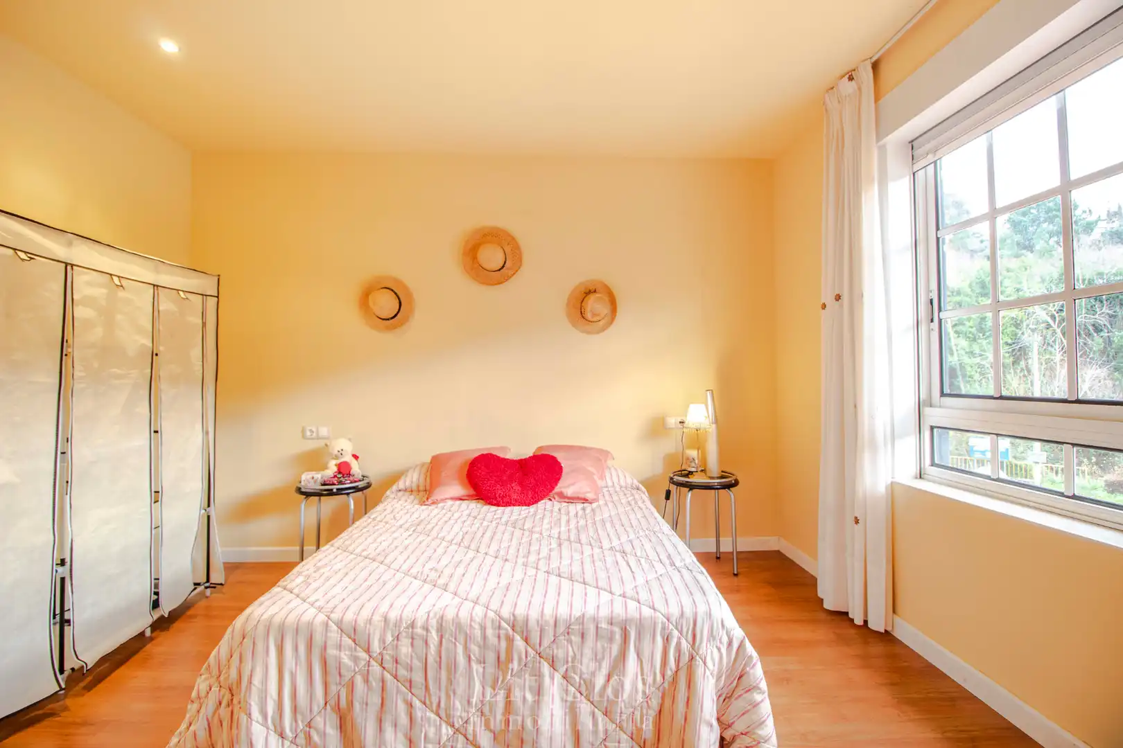 Bedroom of Houses for sale in Vilamartín de Valdeorras  with Heating, Private garden and Terrace