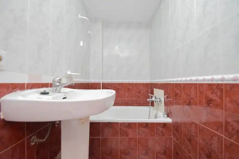 Baño de Piso en venta en Granada con Terraza