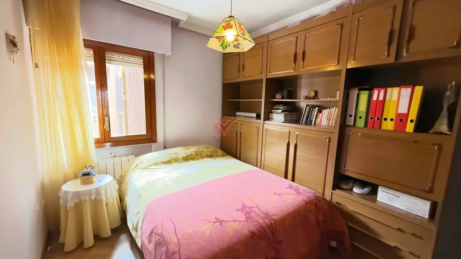 Habitación de Piso en venta en Cuenca con Calefacción, Terraza y Trastero