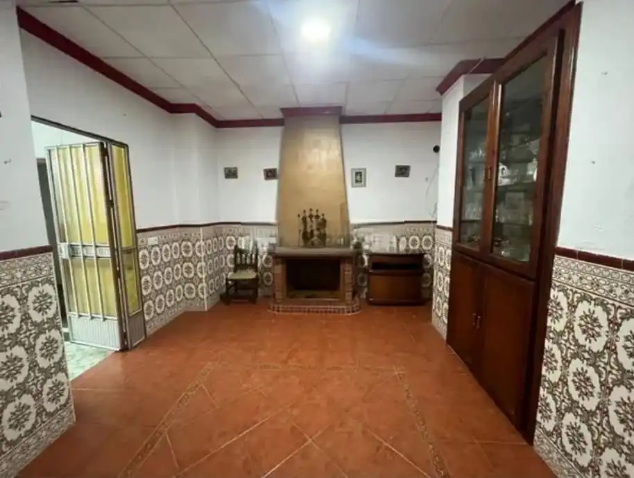 House with terrace for sale in Benamejí