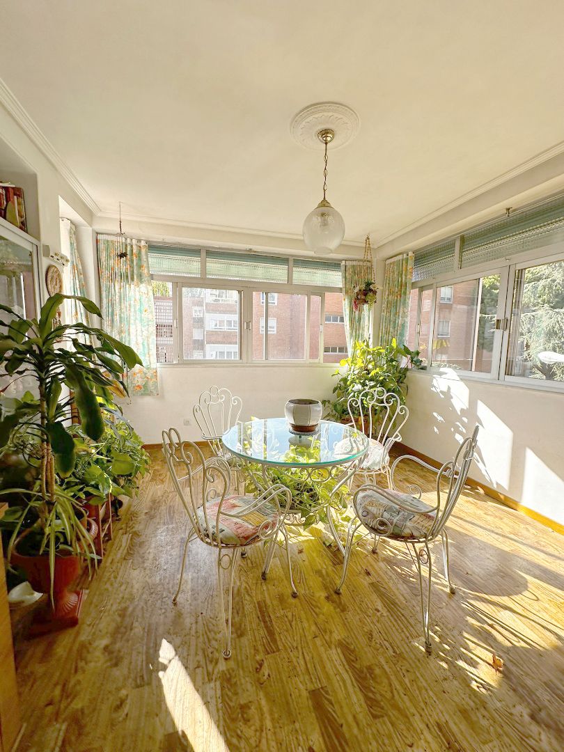 Balcony of Flat for sale in  Madrid Capital  with Air Conditioner, Heating and Terrace
