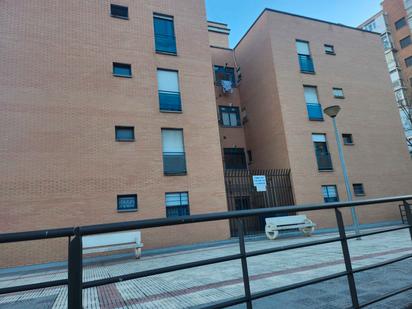 Exterior view of Garage for sale in Alcalá de Henares