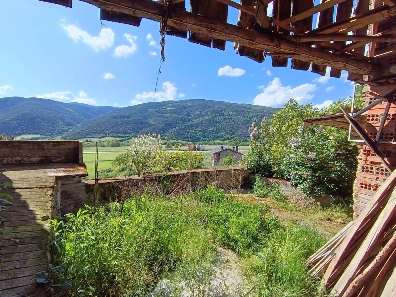 Jardí de Edifici en venda en Ribera d'Urgellet