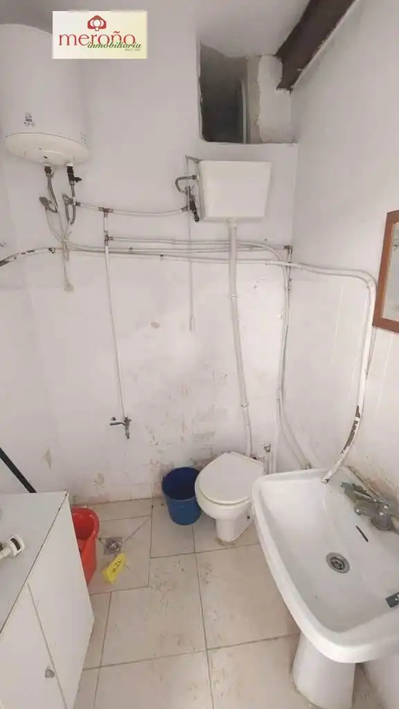 Bany de Local en venda en Elche / Elx amb Aire condicionat