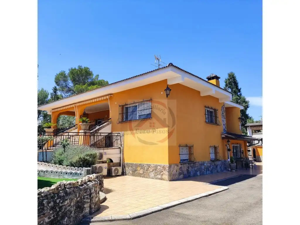 Casa o chalet en venta en Calle Ermita, Bellús