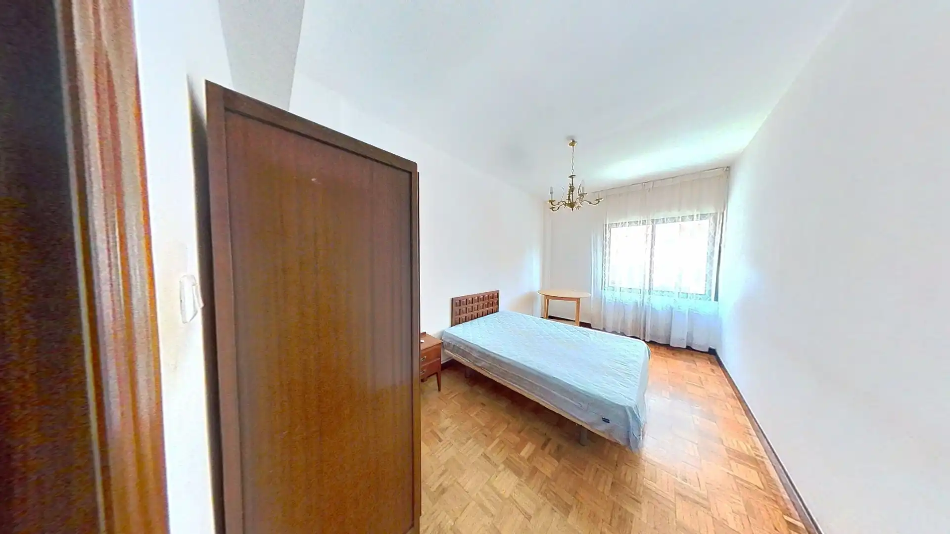 Habitación de Piso en venta en Torrelavega  con Calefacción, Amueblado y Balcón