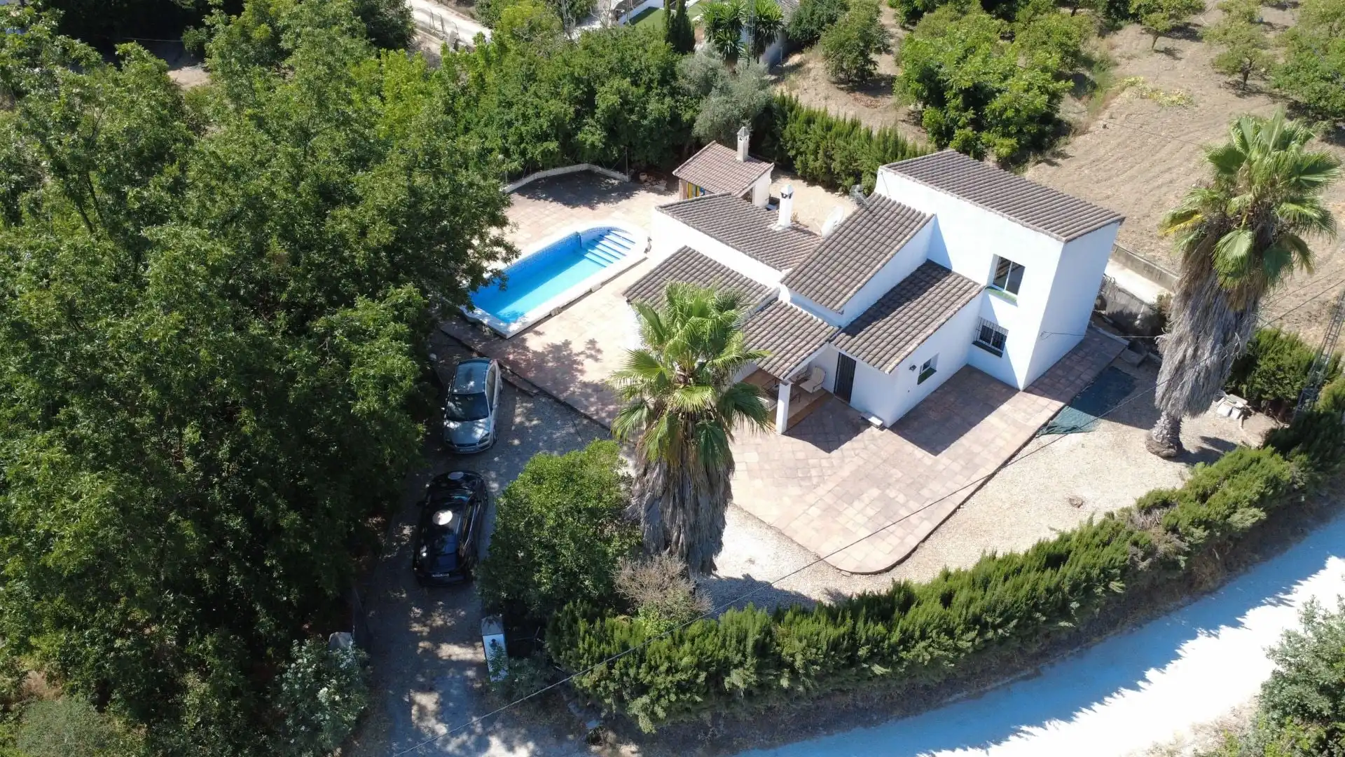 Casa rústica amb piscina en venda a Coín