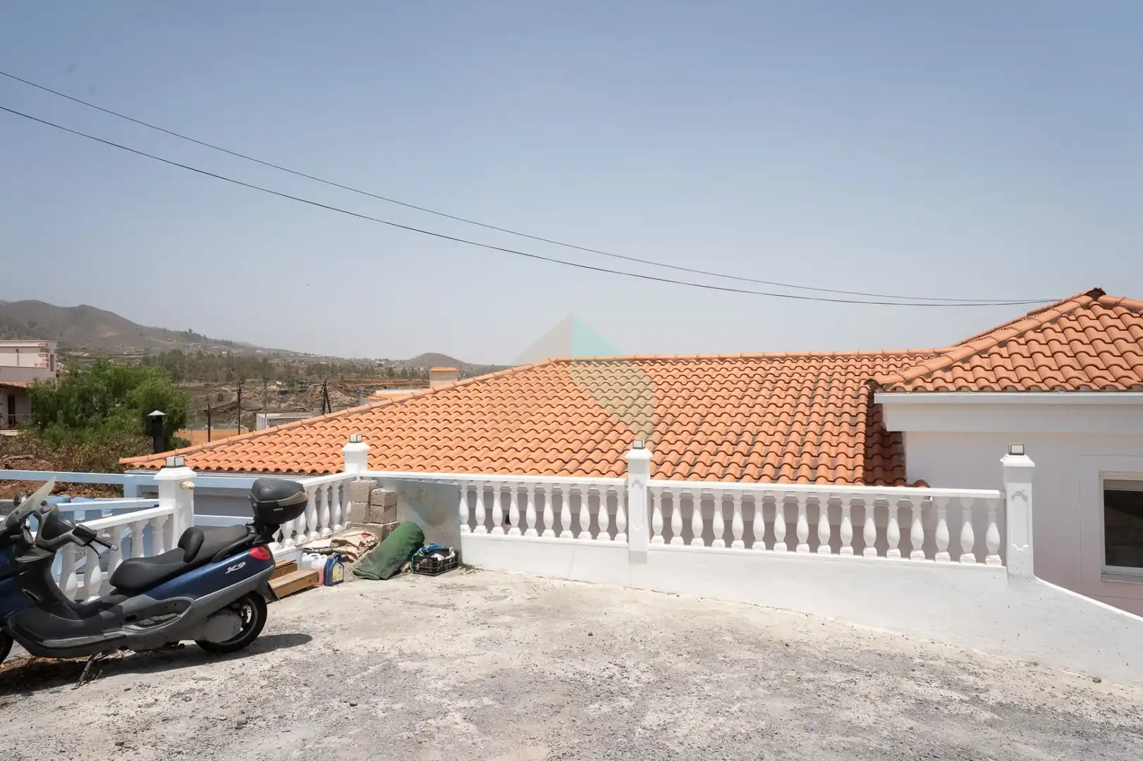 Vista exterior de Casa o xalet en venda en San Miguel de Abona amb Aire condicionat, Calefacció i Jardí privat