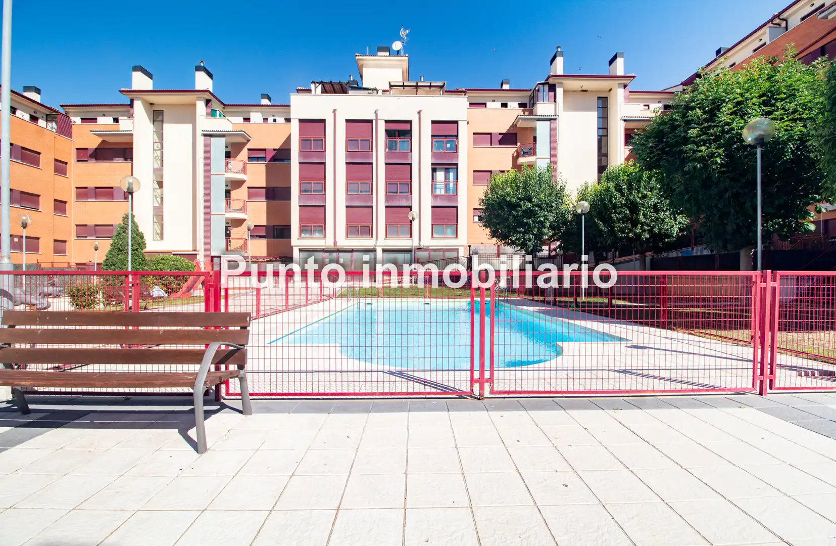 Swimming pool of Flat for sale in Arroyo de la Encomienda  with Heating, Parquet flooring and Storage room