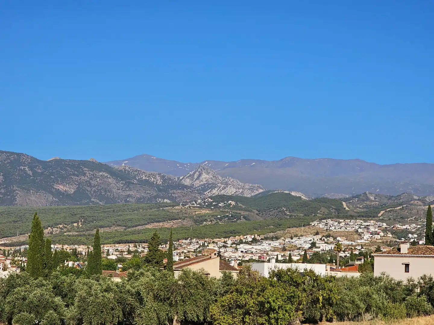 Vista exterior de Casa adosada en venta en Ogíjares con Aire acondicionado, Trastero y Amueblado