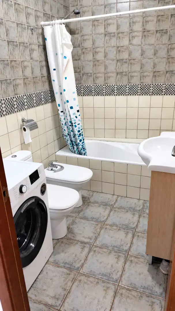 Badezimmer von Wohnungen zum Verkauf in Orba, Alicante