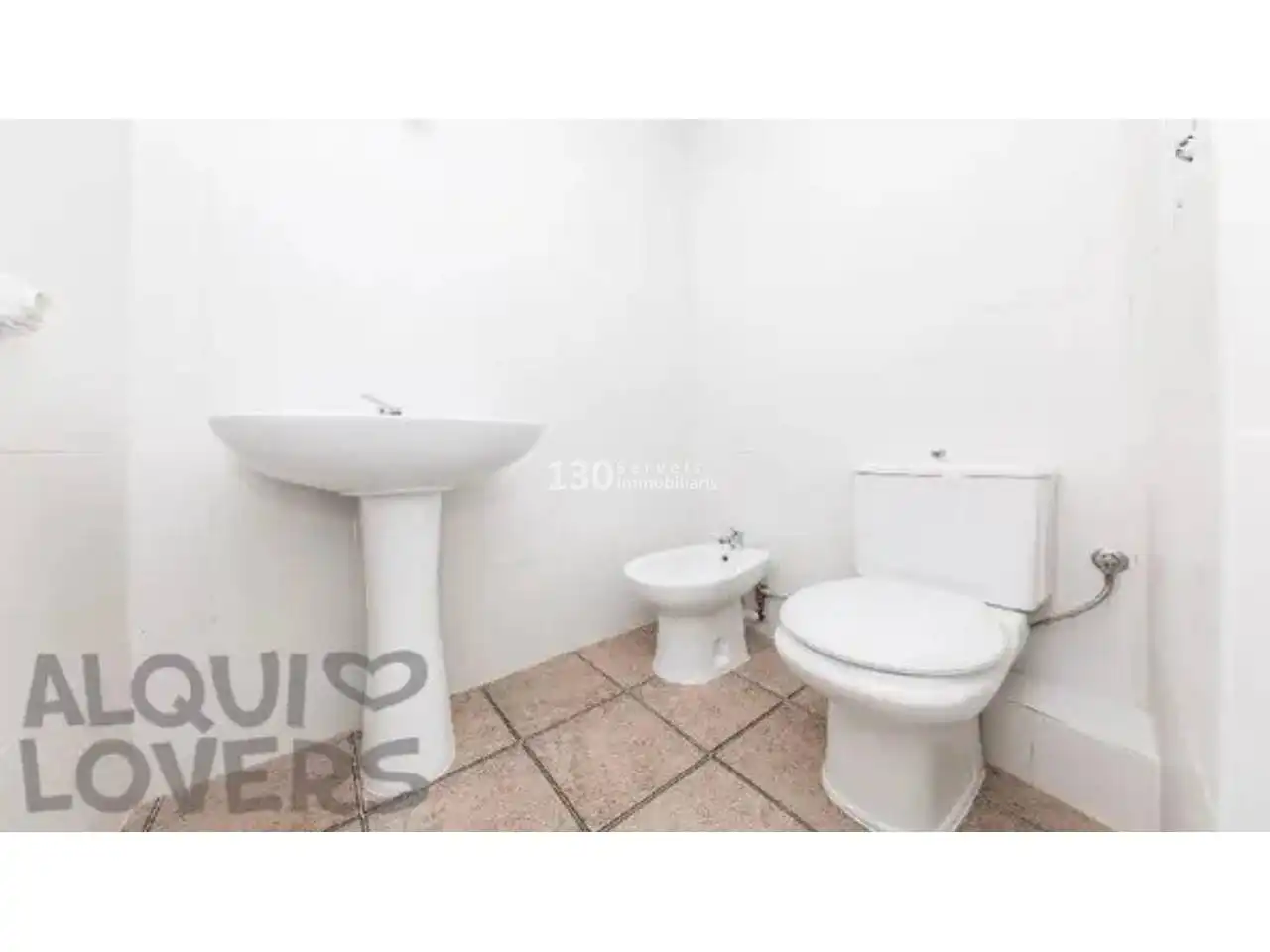 Baño de Piso en venta en Sant Martí