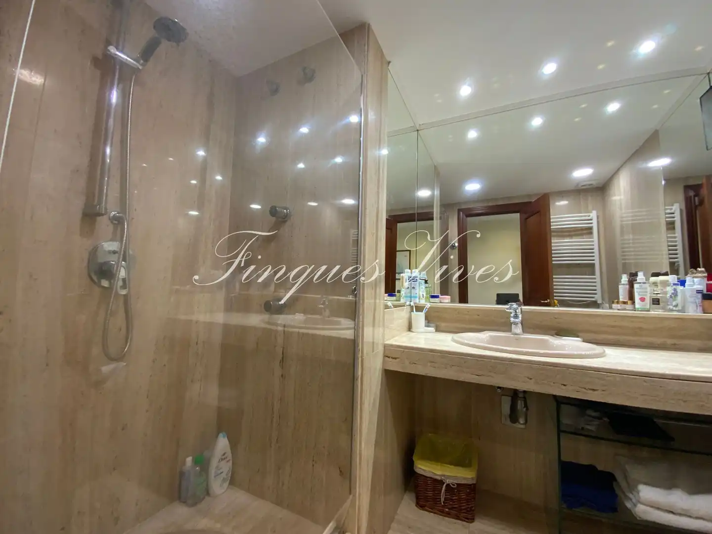 Wohnung mit Pool zum Verkauf in passeig marques casariera, imagen 13