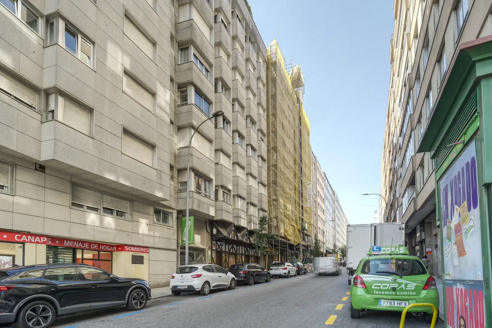 Vista exterior de Pis en venda en Santiago de Compostela  amb Calefacció i Moblat