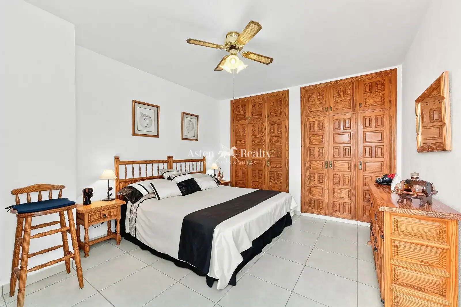 Penthouse with pool for sale in Santiago Puig 2, imagen 9