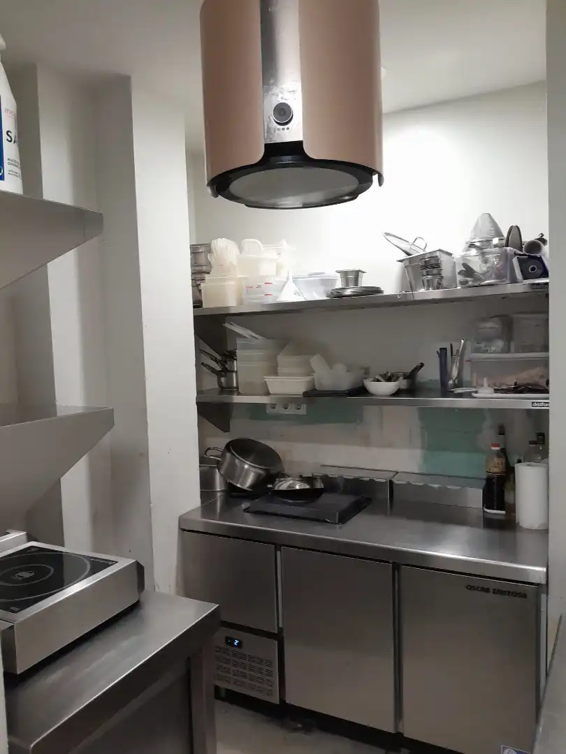 Cocina de Local en traspaso en Vic con Aire acondicionado, Calefacción y Amueblado