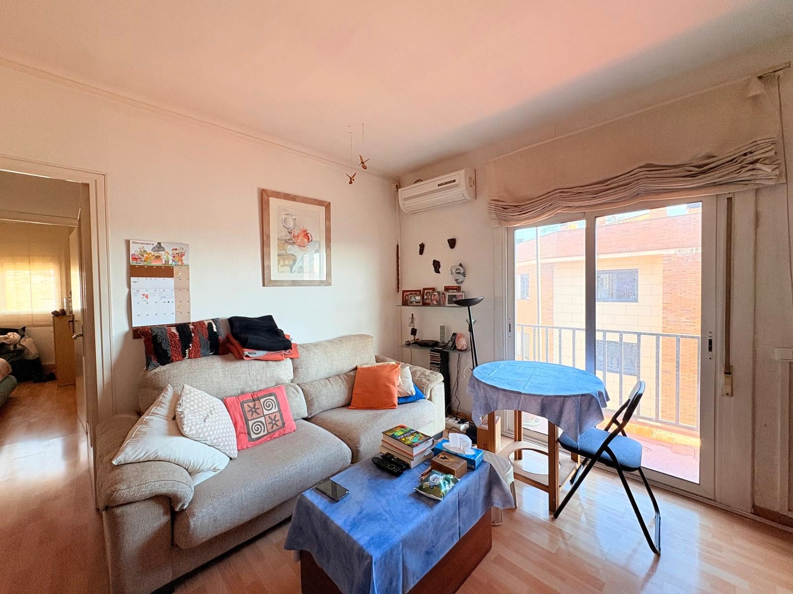 Sala d'estar de Pis en venda en Sabadell amb Parquet i Balcó