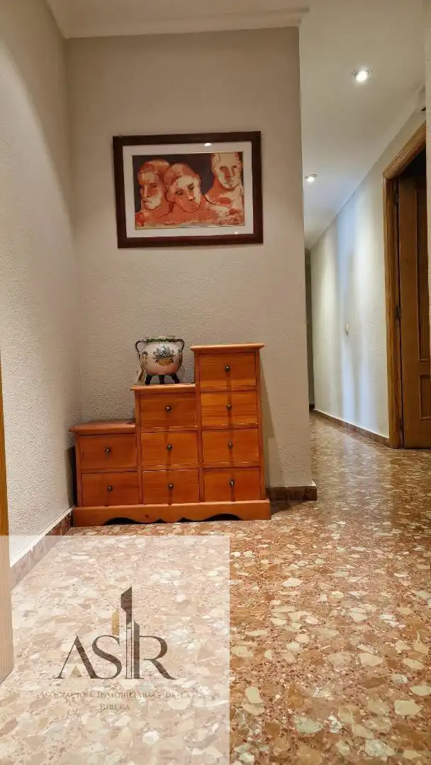 Piso con ascensor en venta en Casc Urbà, imagen 7