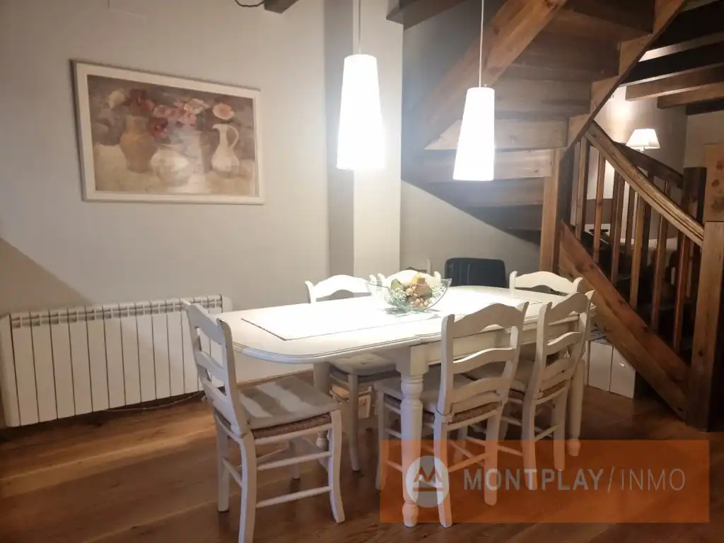 Comedor de Casa adosada en venta en Naut Aran