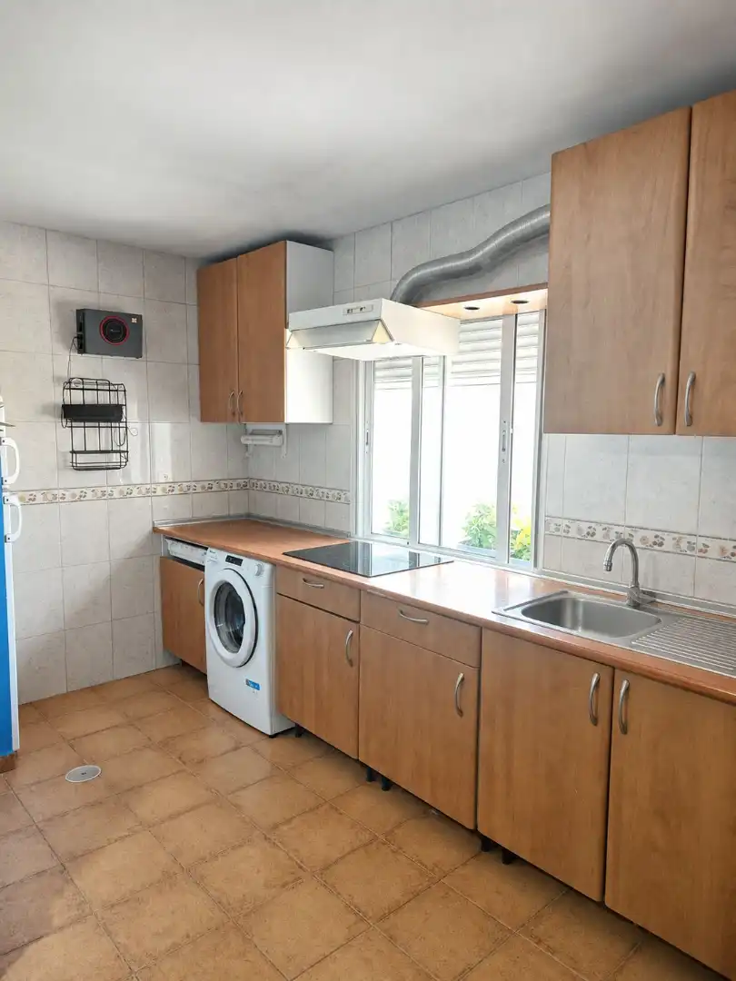 Kitchen of Houses for sale in Casarrubios del Monte  with Air Conditioner and Furnished