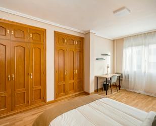 Bedroom of Flat to share in  Madrid Capital  with Air Conditioner, Furnished and Internet