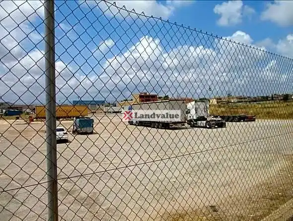 Lands and plots for sale in Núcleo Urbano, imagen 2