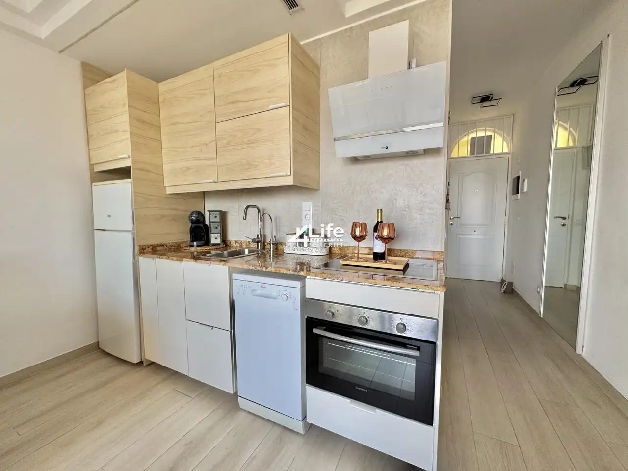 Cocina de Piso en venta en Adeje con Aire acondicionado, Terraza y Piscina comunitaria