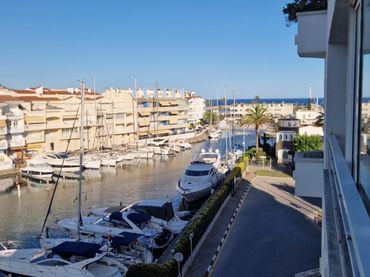 Mini appartamento con ascensore in vendita a Carrer Club Nautic 2