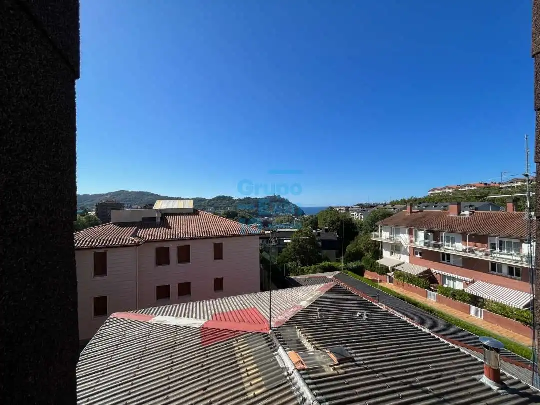 Vista exterior de Ático en venta en Donostia - San Sebastián  con Calefacción