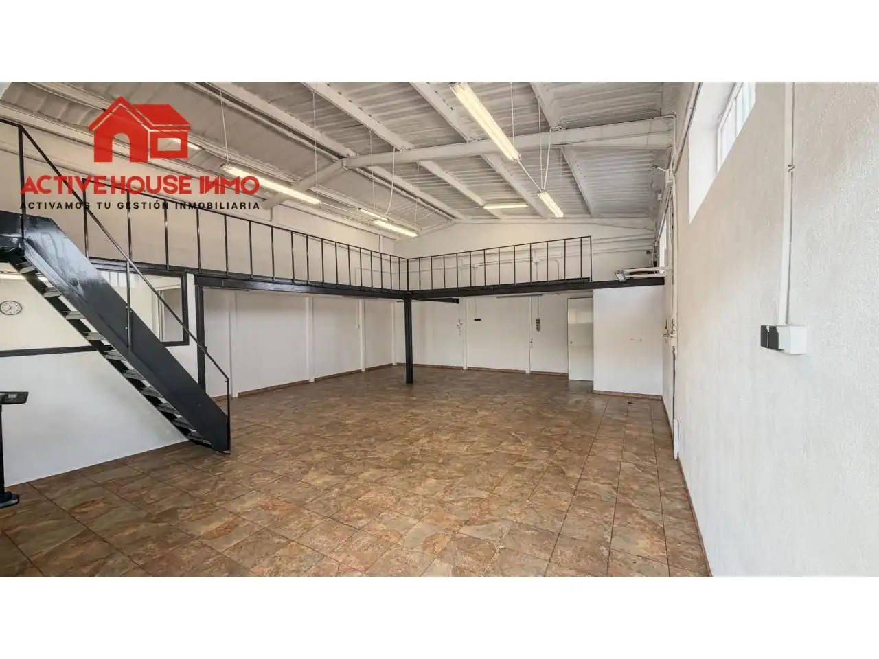 Local comercial en alquiler en Calle Mossèn Joan Baptista Sales, imagen 5
