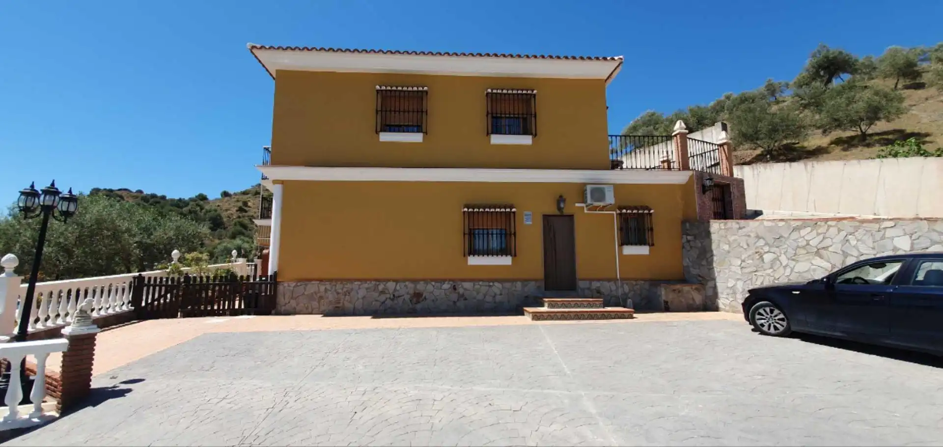 Vista exterior de Finca rústica en venda en Málaga amb Aire condicionat, Calefacció i Jardí privat
